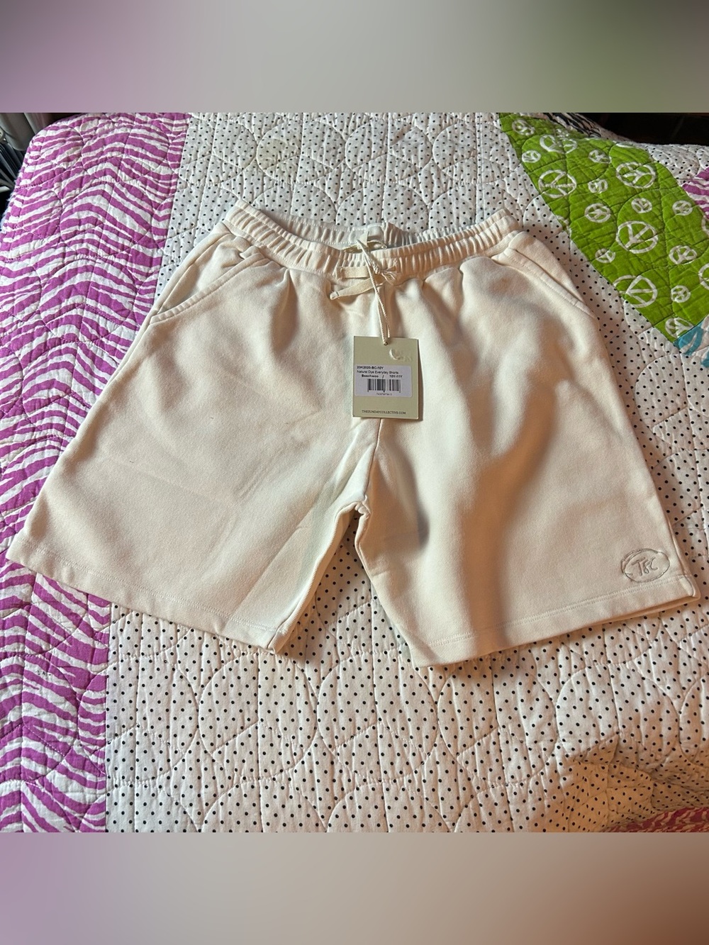 Natural Dye Everyday Shorts in the color "Beechwood”